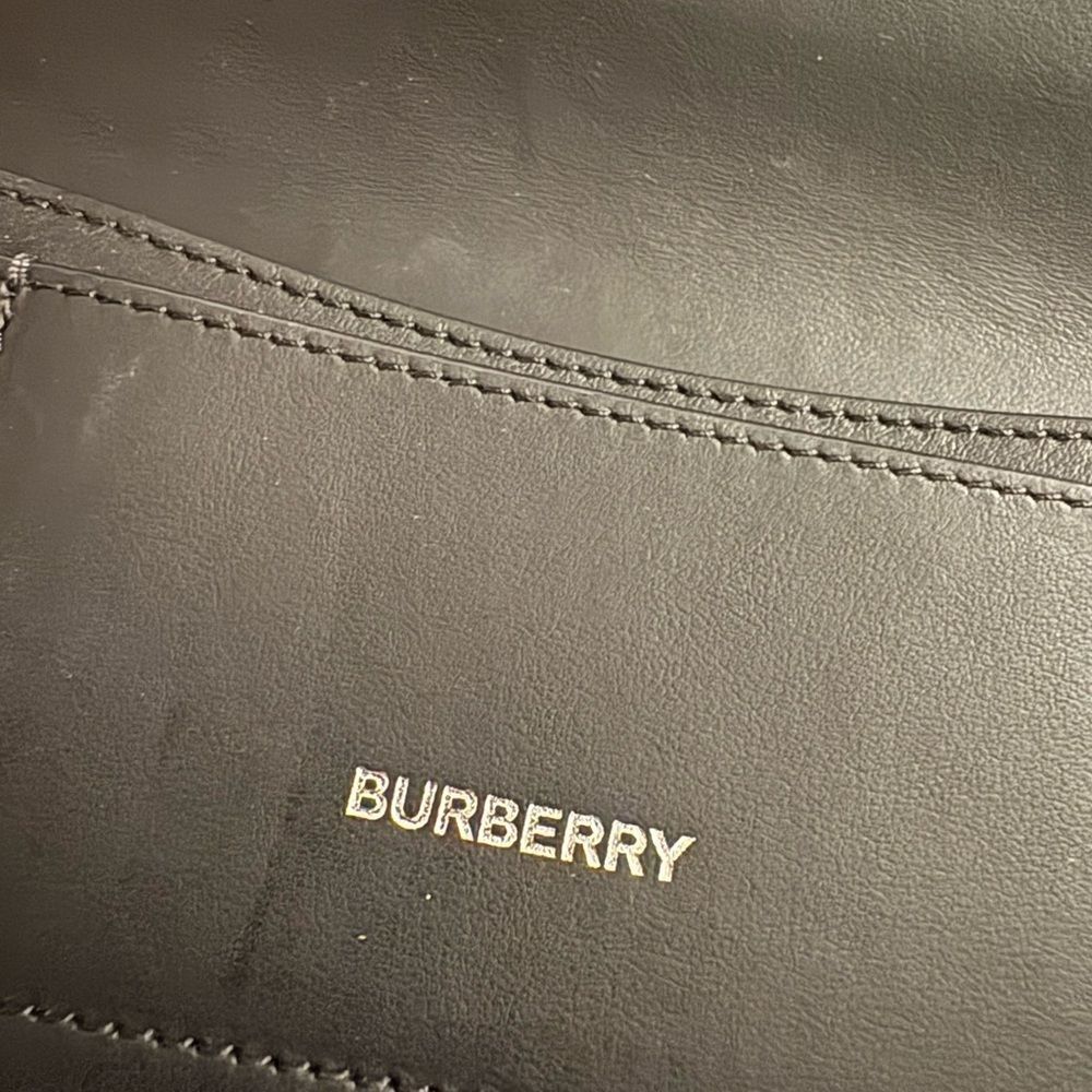 Brand new Burberry Black Leather Wallet/ check holder/ card holder - Picture 6 of 11